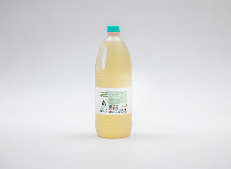 Detergente para ropa oscura